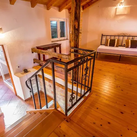 Holiday home Rustic In With Private Pool *