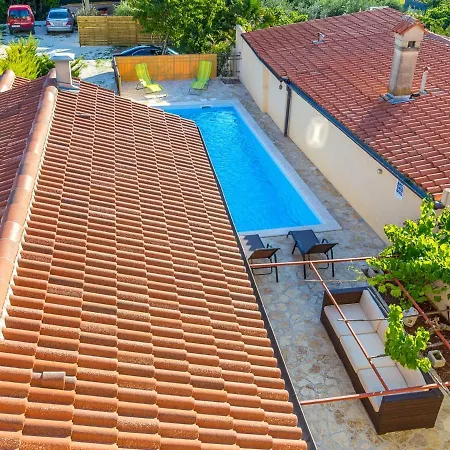 Holiday home Rustic In With Private Pool